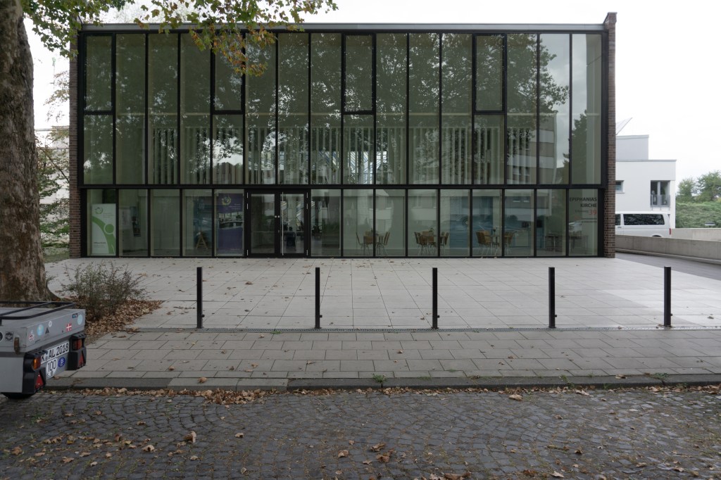 Neue Fassade Epiphaniaskirche Köln Kirchensanierung Kirchenarchitektur