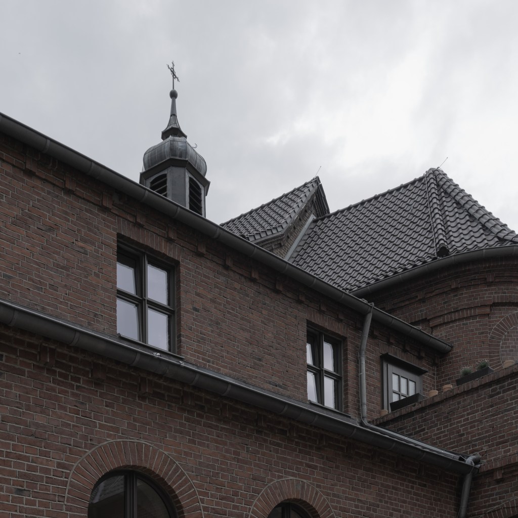 Klarissenkloster Köln Kirchenumnutzung Außenbereich Innenhof