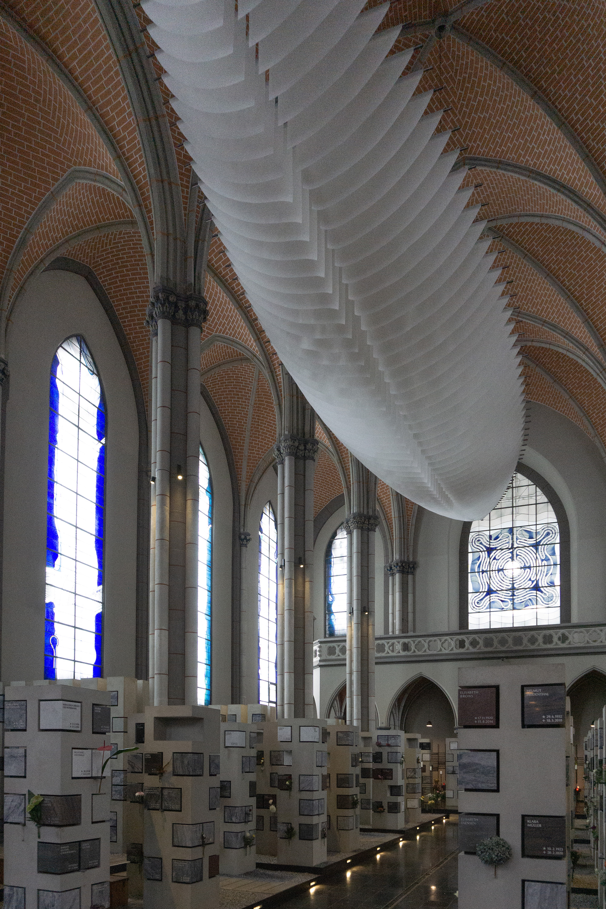 St. Josef Aachen Innenraum Urnensteelen Kirchenumnutzung Grabeskirche